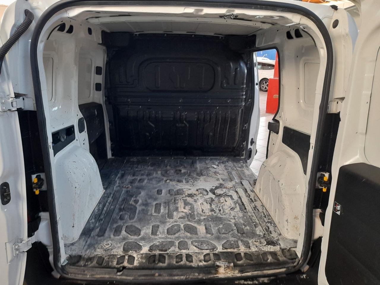 Fiat Doblo Doblò 1.6 MJT 105CV PC-TN Cargo Lamierato SX 3 Posti