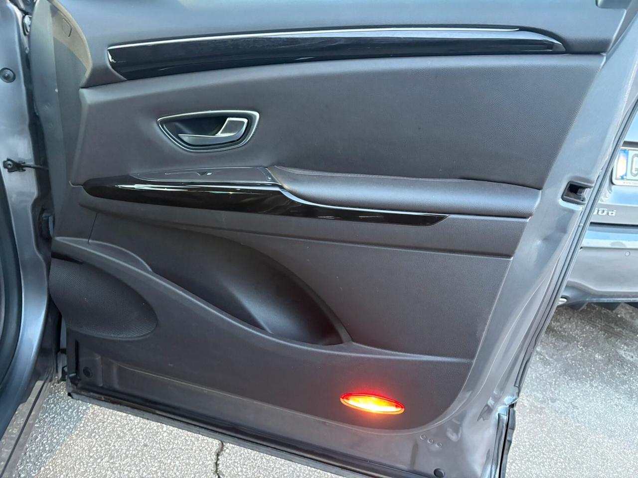 Renault Espace dCi 160CV EDC Energy Initiale Paris 4Control