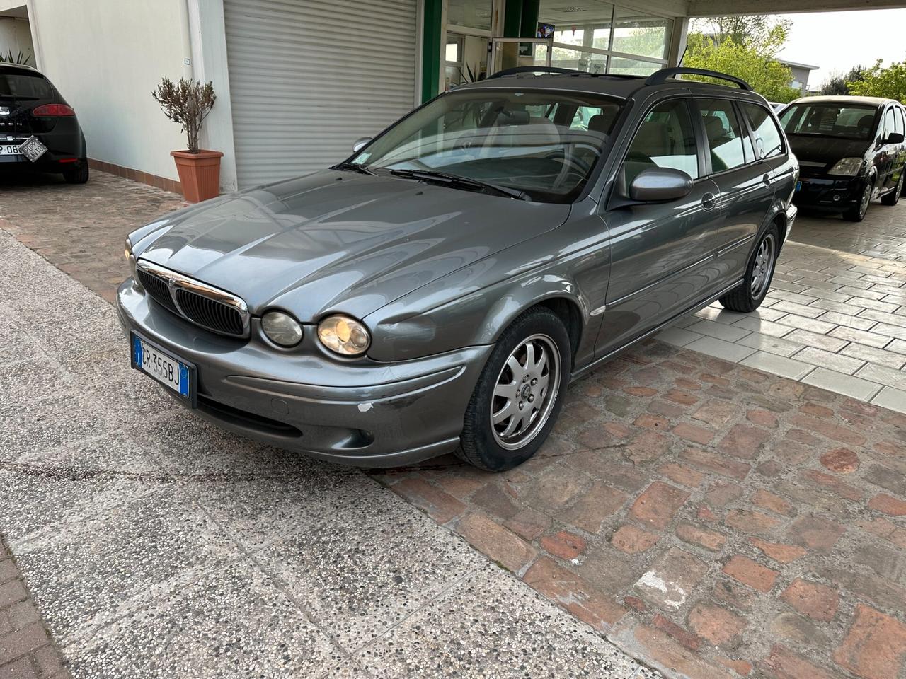 Jaguar X-Type SW 2000 TDI (12 RATE)