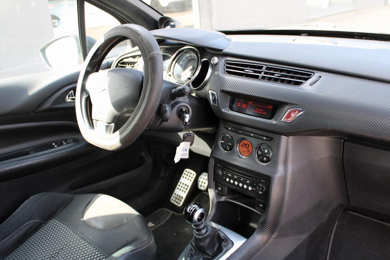 Ds DS3 3 1.6 THP 155 Just Black