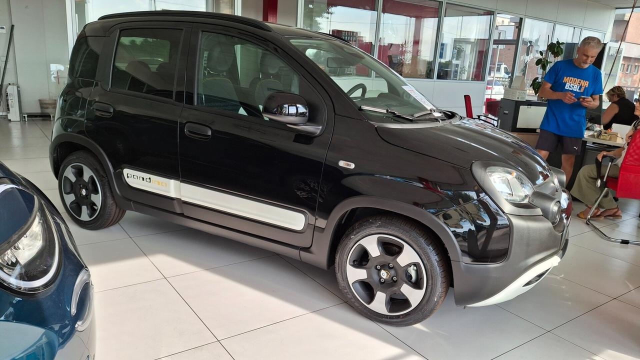 Fiat Panda 1.0 FireFly S&S Hybrid Pandina