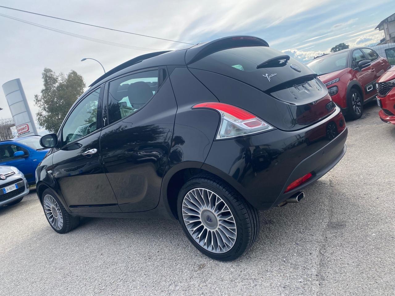 Lancia Ypsilon 1.3 MJT 16V 95 CV 5 porte S&S Platinum