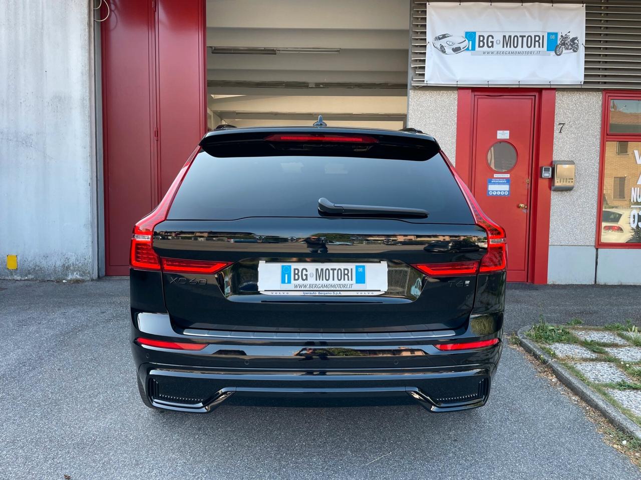 Volvo XC 60 XC60 II 2.0 t6 phev Ultra Black Edition awd auto