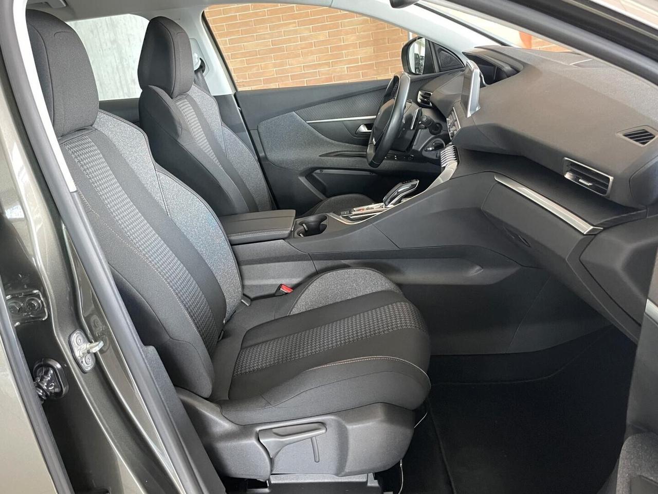 PEUGEOT 3008 Business Navi - BlueHDi 130cv EAT8