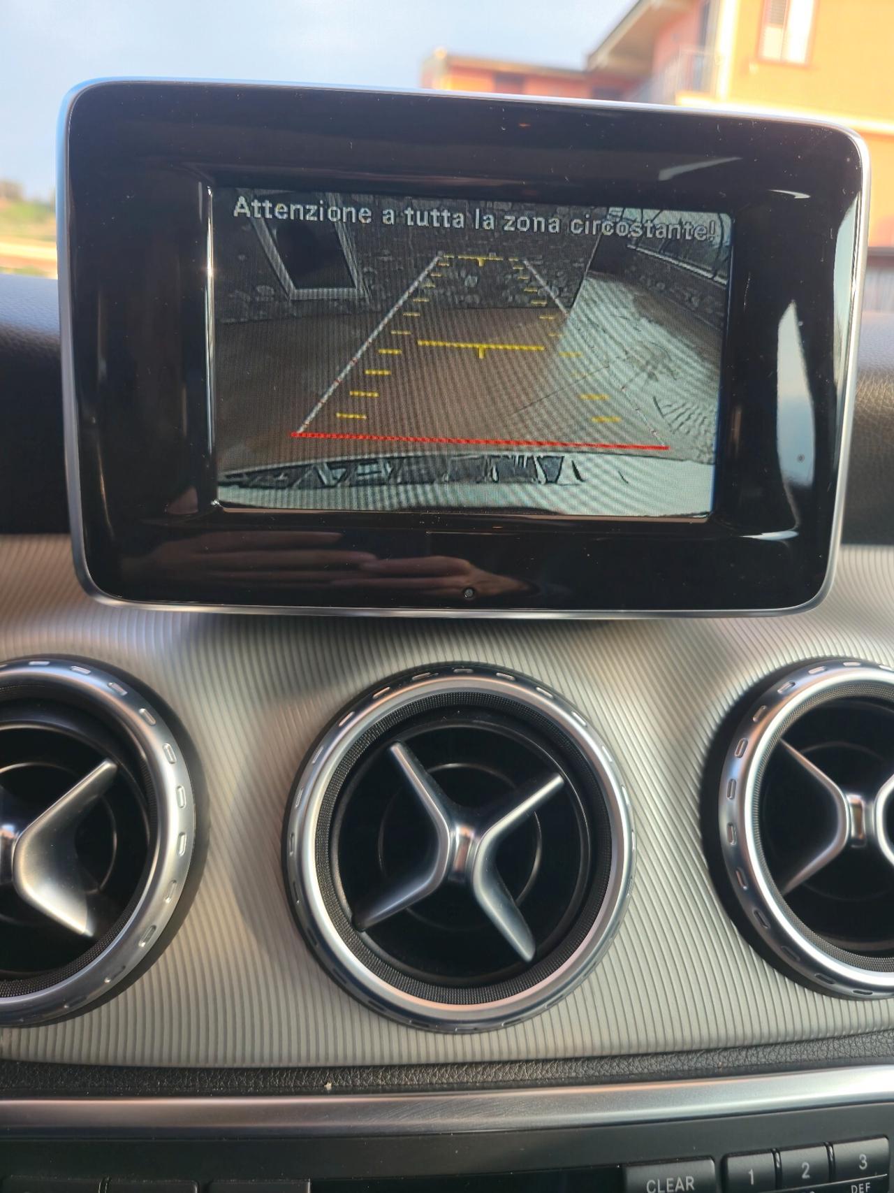 Mercedes-benz GLA 200 d Automatic 4Matic Premium