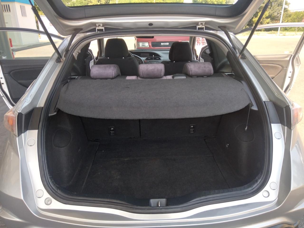 Honda Civic 2.2 i-CTDi 3p. Type S DPF LE x neopatentati
