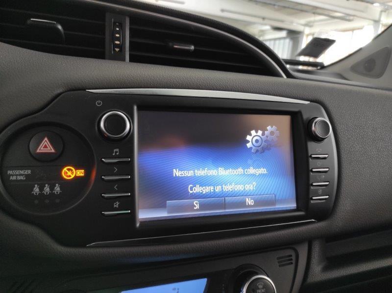 TOYOTA Yaris 3ª serie - Yaris 1.5 Hybrid 5 porte Active