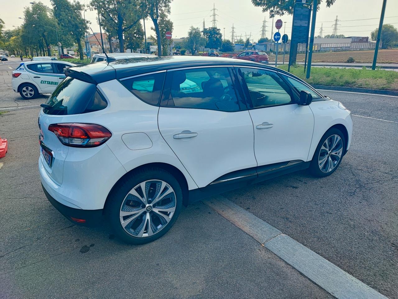 Renault Scenic Scénic TCe 160 CV EDC FAP Initiale Paris
