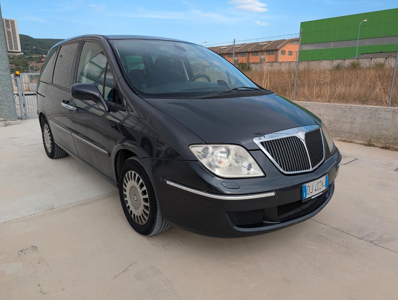 Lancia Phedra 2.0 MJT 136 CV Emblema