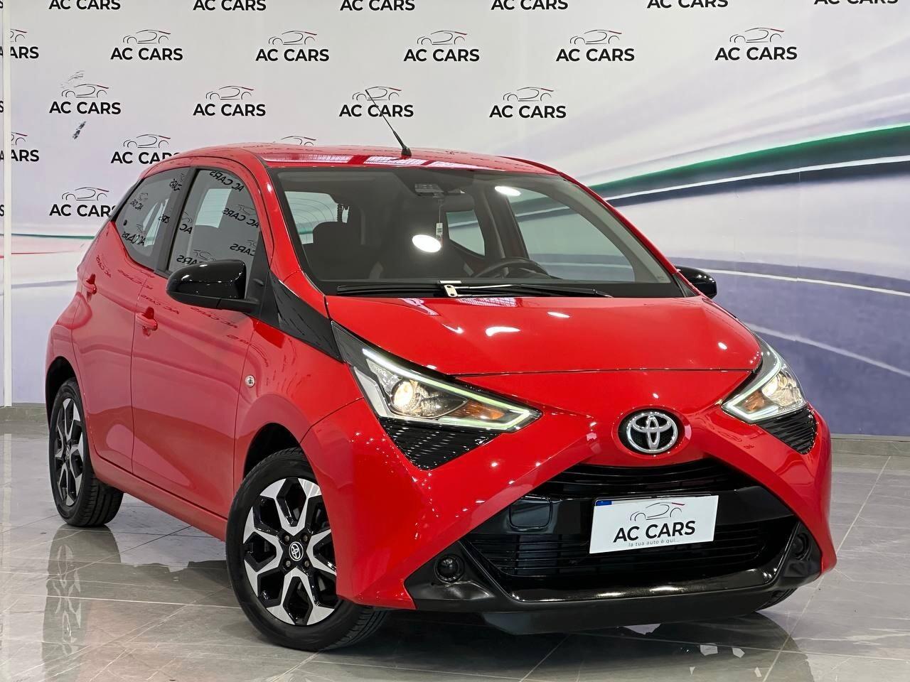 Toyota Aygo Connect 1.0 VVT-i 72 CV 5 porte x-clusiv perfetta