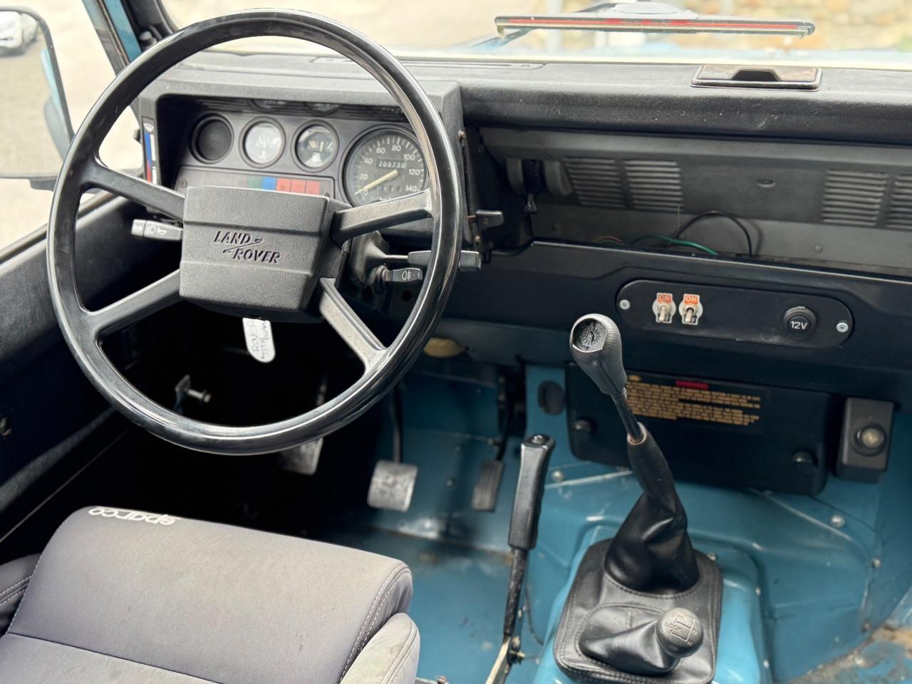 Land Rover Defender 90 turbodiesel Hard-top