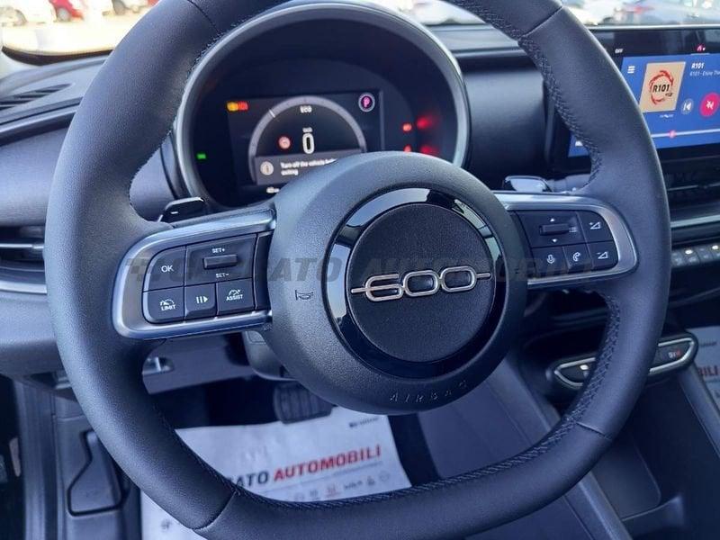 FIAT 600 600 Hybrid My25 600 1.2 Hybrid136cv