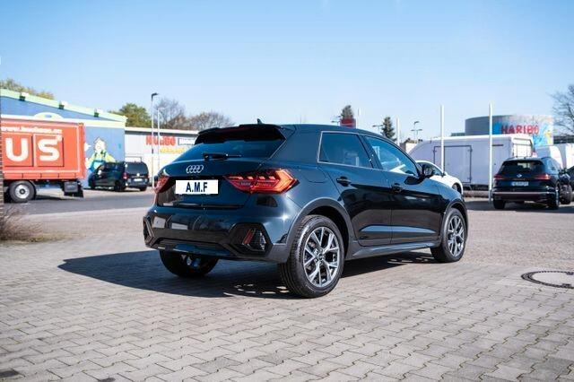 Audi A1 citycarver 30 TFSI S tronic Admired