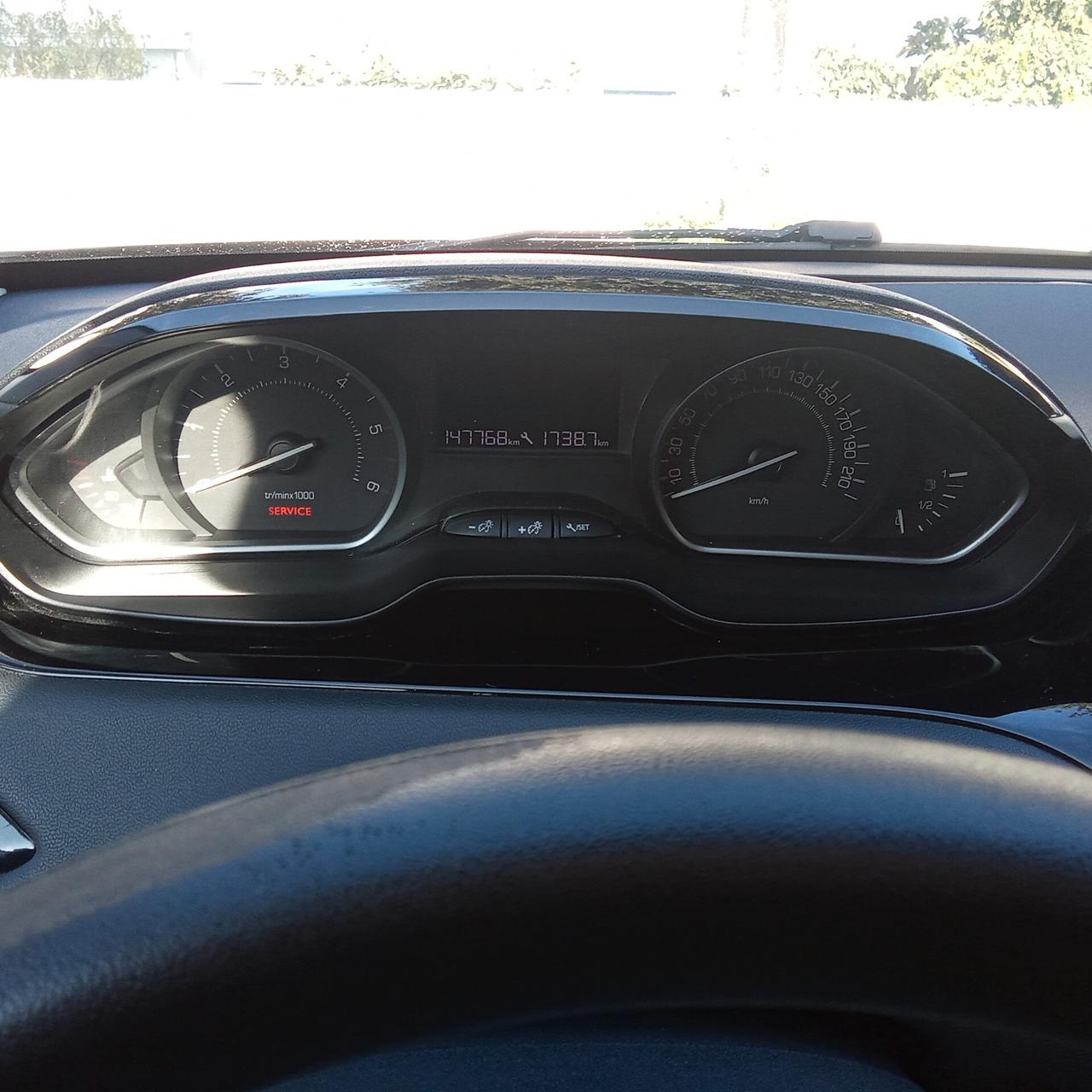 Peugeot 208 BlueHDi 75 5 porte Allure