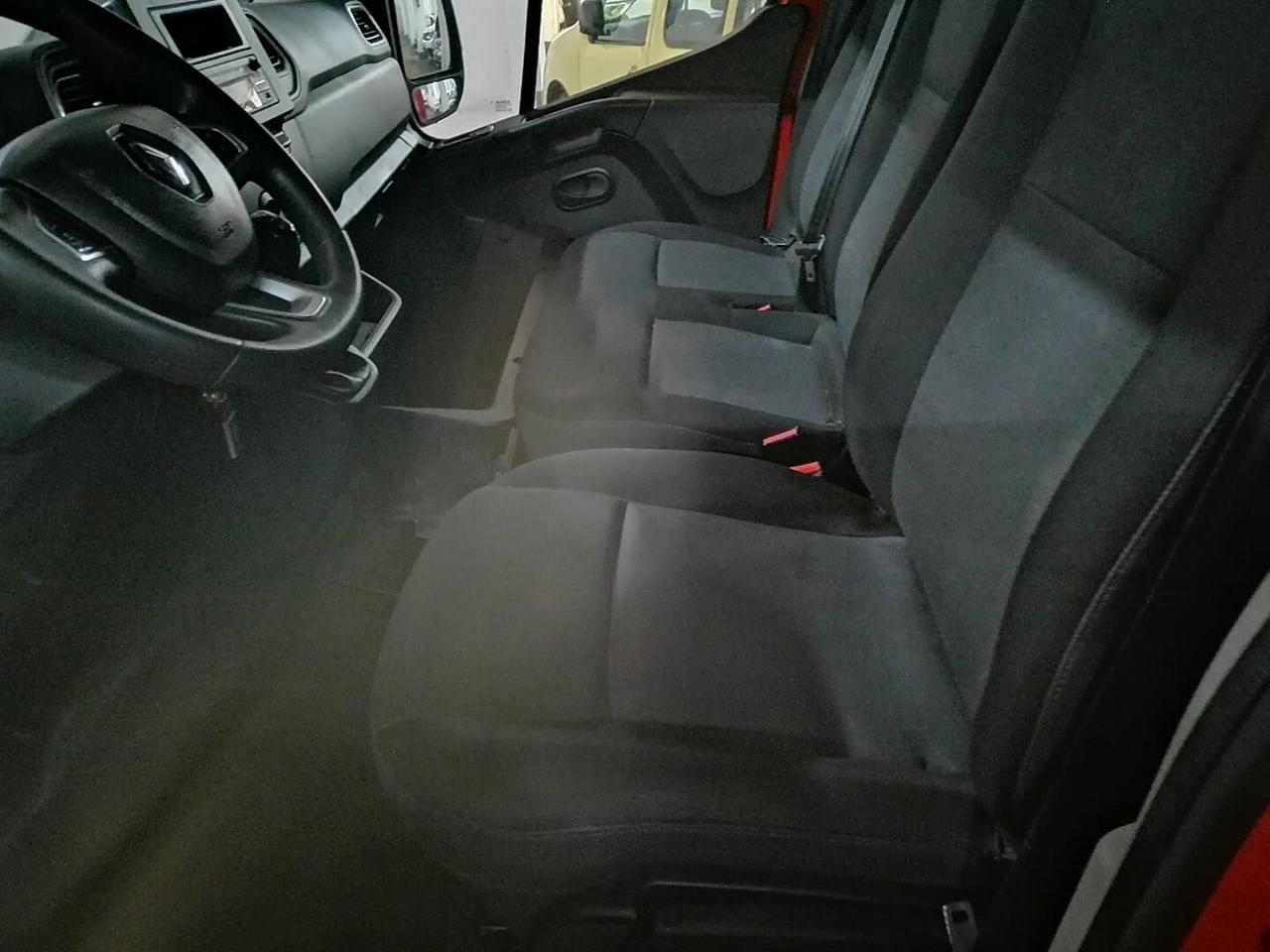 Renault MASTER 2.3 dci 145cv Cabinato