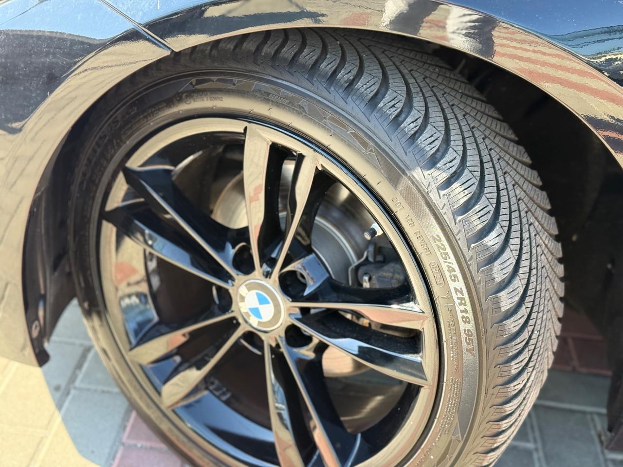 Bmw 320d xDrive Touring Msport-ESTERNO-190CV