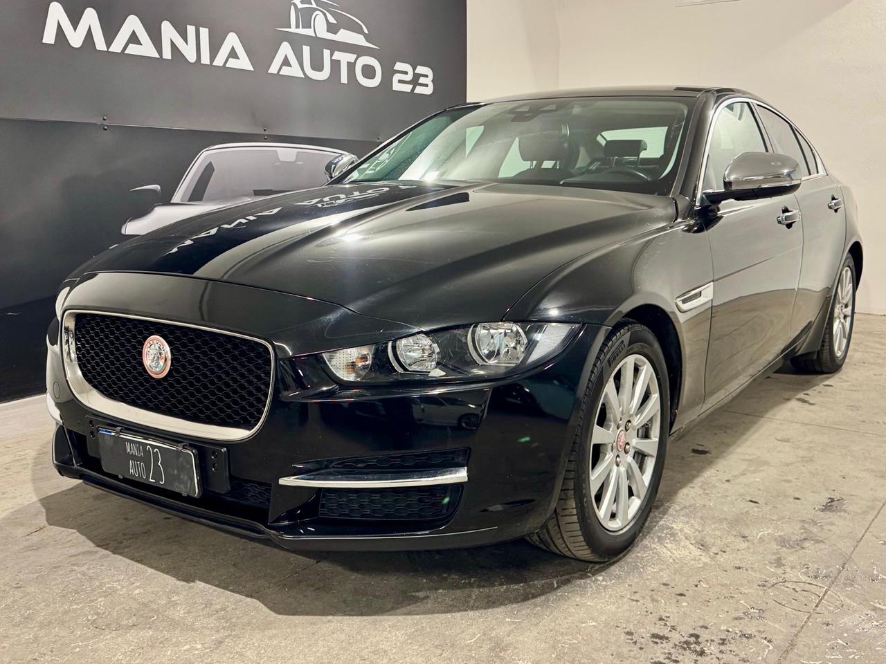 JAGUAR XE*2.0*180 CV*AWD*R-LINE*