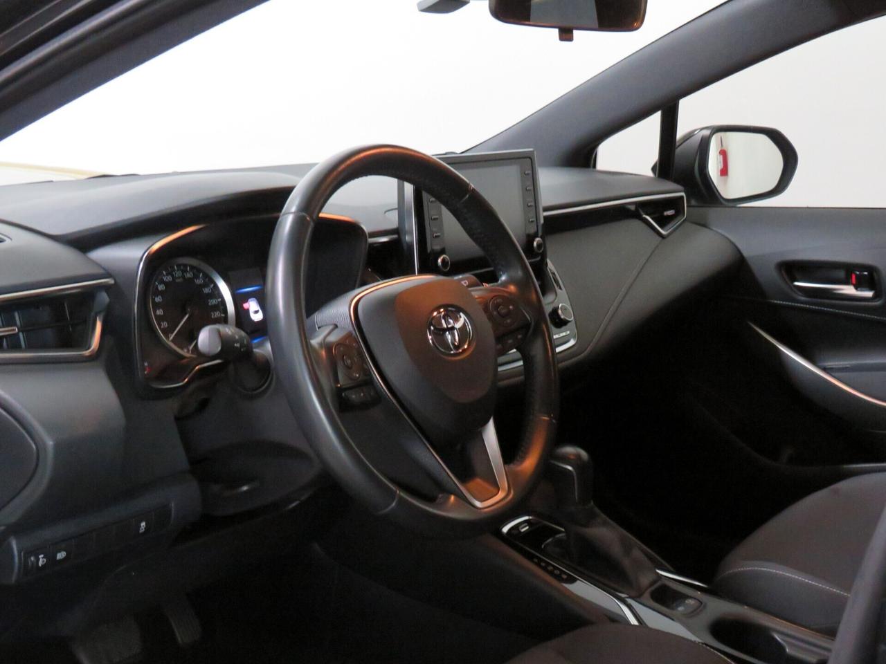 Toyota Corolla 1.8 Hybrid Business