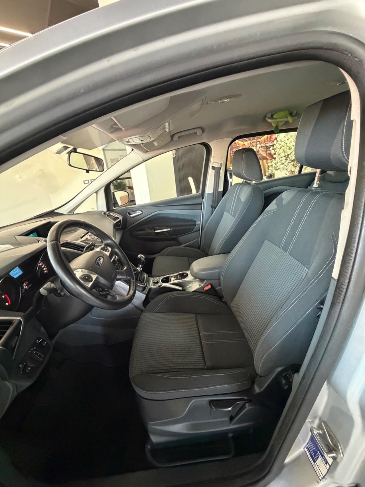 Ford C-Max 1.6 TDCi 7 POSTI