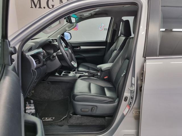 TOYOTA Hilux 2.8 D A/T 4WD 4 porte Double Cab
