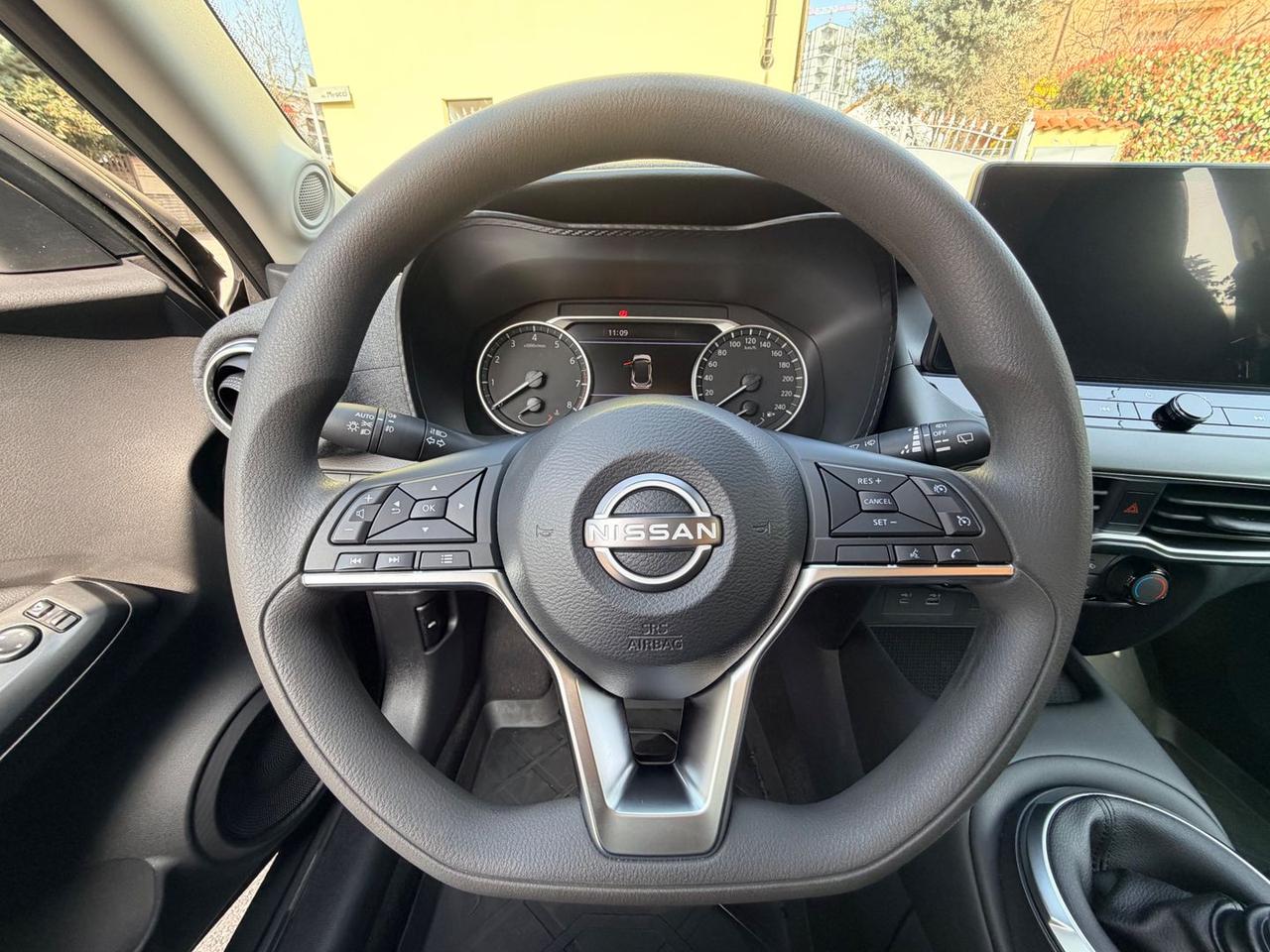 Nissan Juke Acenta 1.0 DIG-T 114 #9785