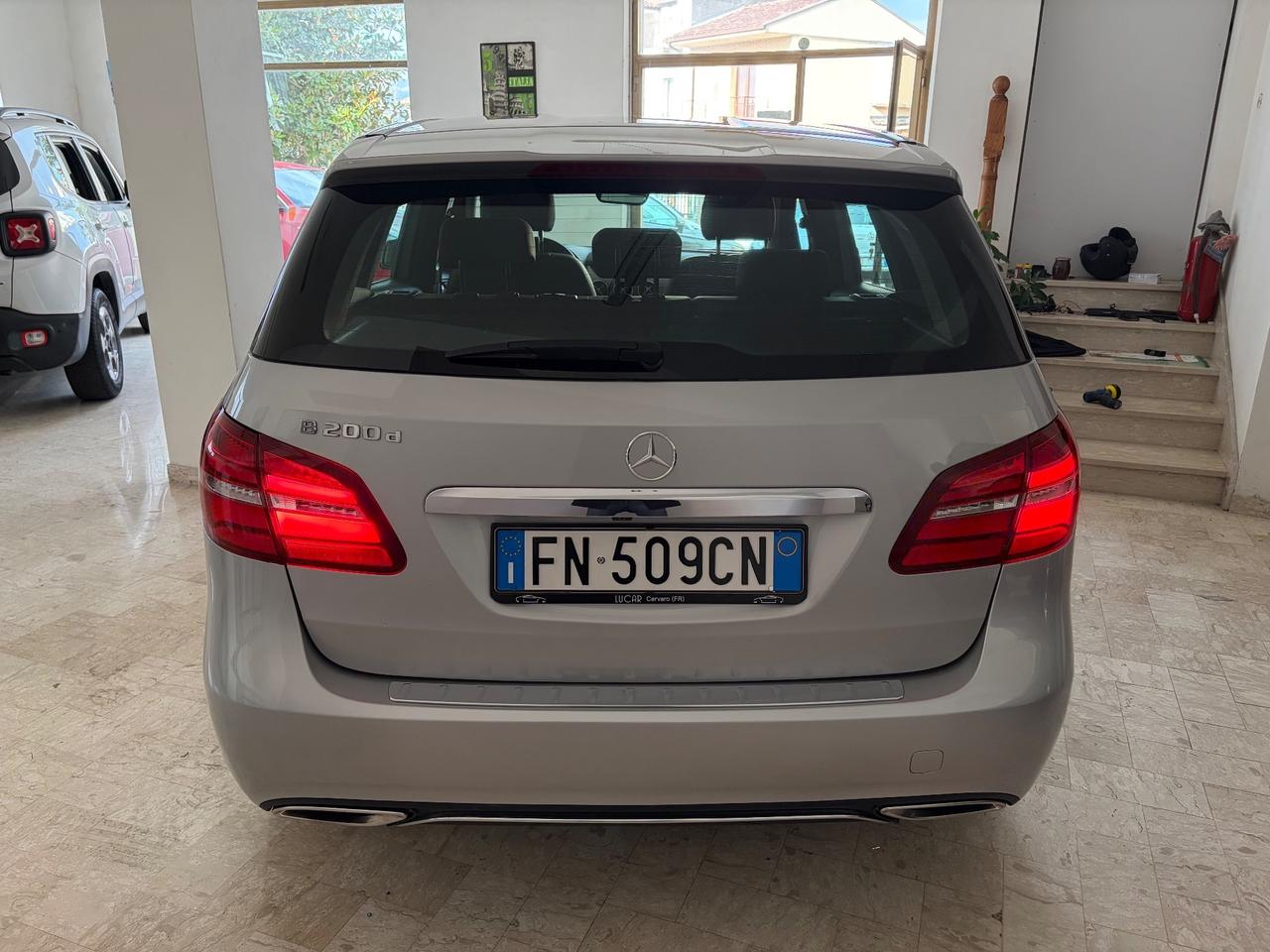 MERCEDES CLASSE B 200 D AUTOMATIC PREMIUM