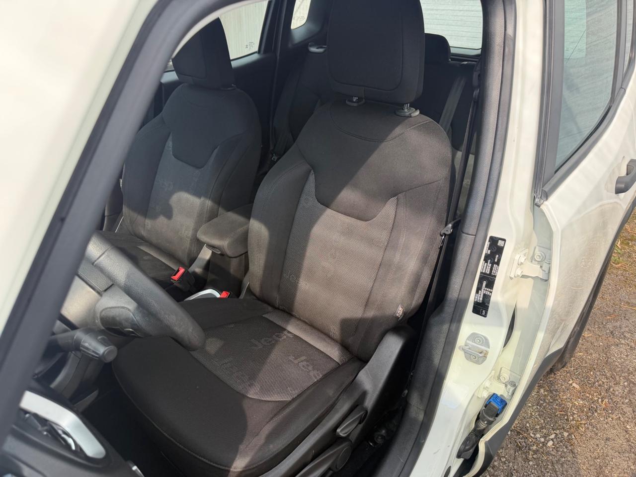 Jeep Renegade 1.6 Mjt Sport