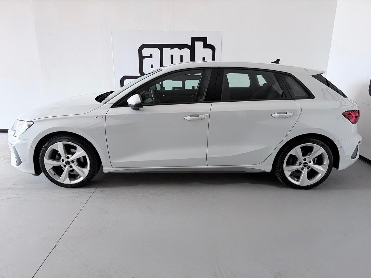 Audi A3 35 TFSI S tronic S line edition