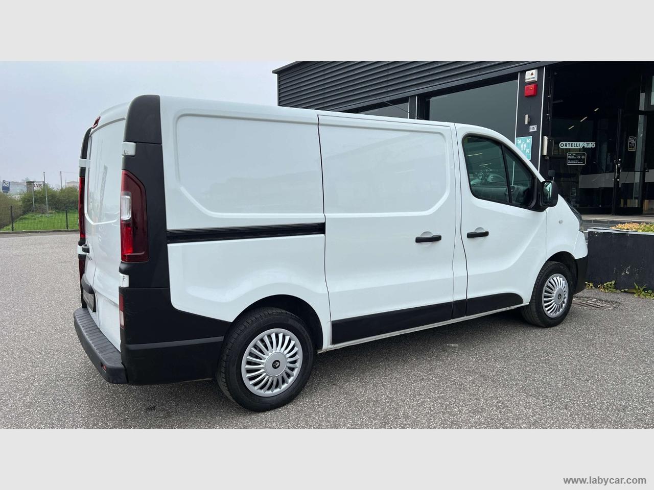 RENAULT Trafic T27 1.6dCi 120 Furgone Ice PORTA LAT DX-SX + I.V.A.