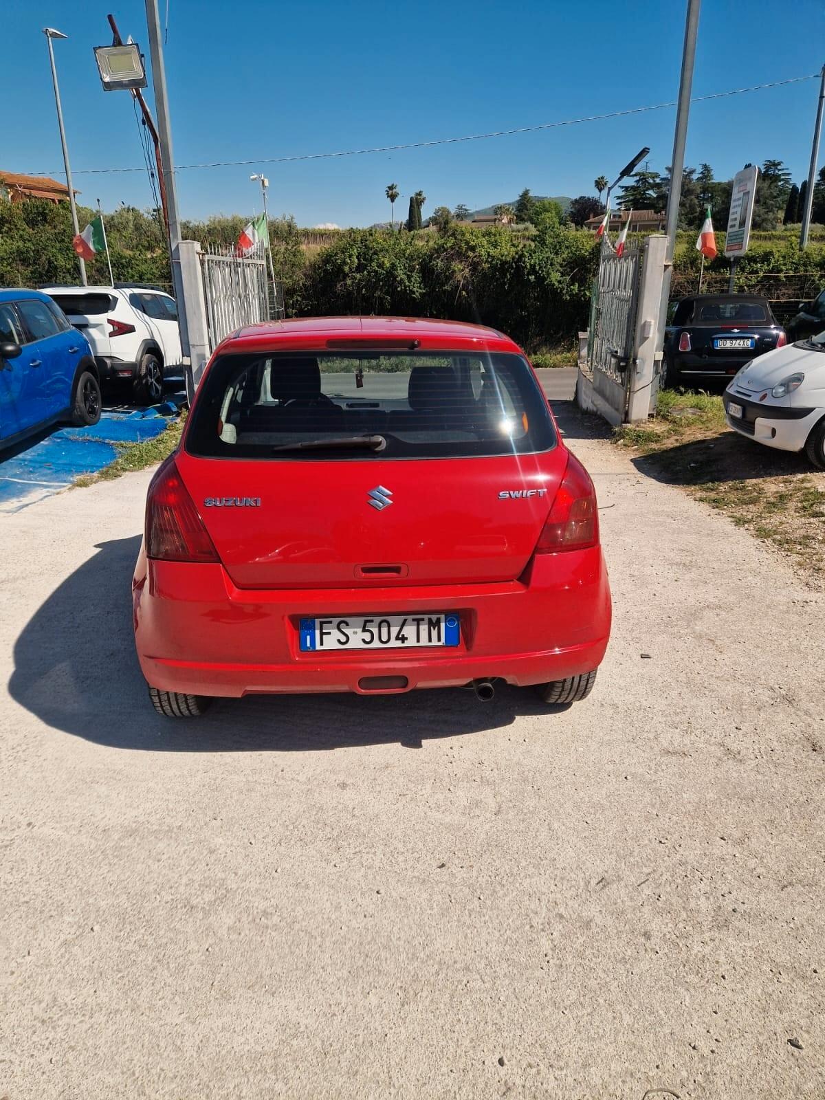 Suzuki Swift 1.3 DDiS 3p. GL