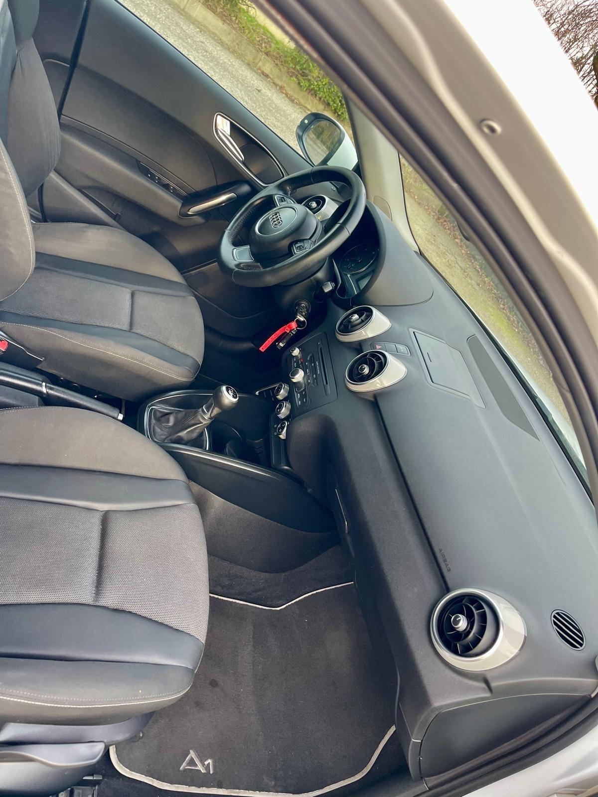 Audi A1 SPB 1.6 TDI S tronic Attraction