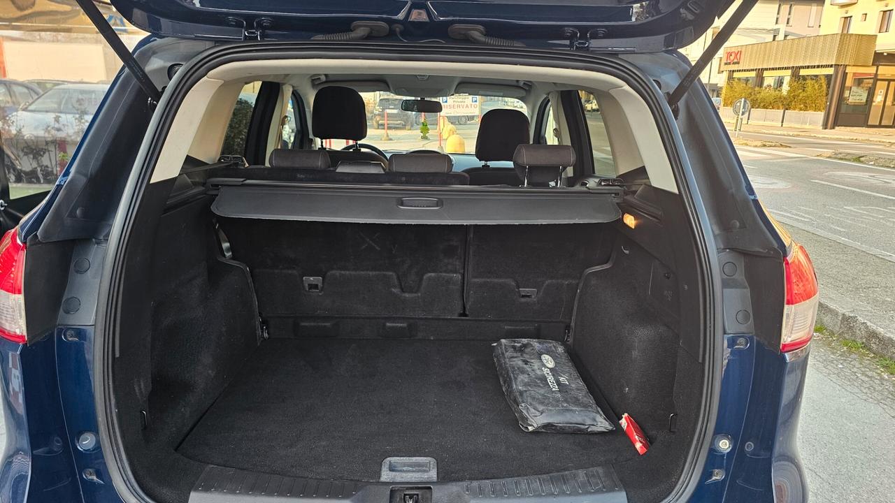 Ford Kuga 2.0 TDCI 115 CV 2WD Titanium