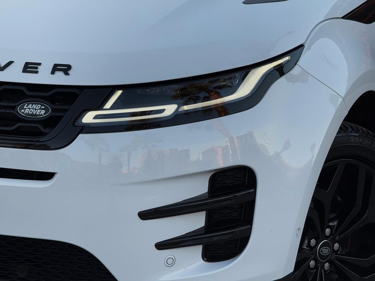 Range Rover Evoque 2.0d i4 MHEV R-Dynamic SE 204CV
