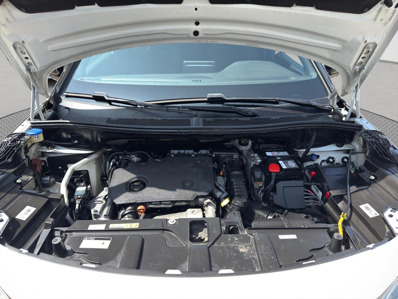 Peugeot 3008 1.5 130cv bluehdi GT Line 2020