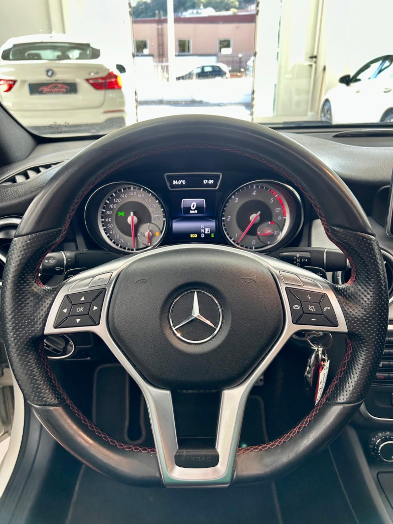 Mercedes CLA 200 Premium AMG TETTO FULL