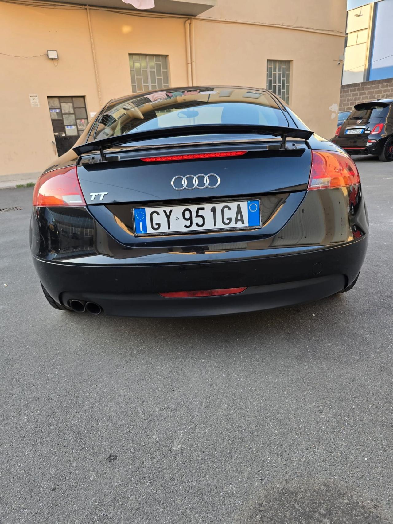 Audi TT Coupé 2.0 TFSI possibilita 12 mesi garanzia