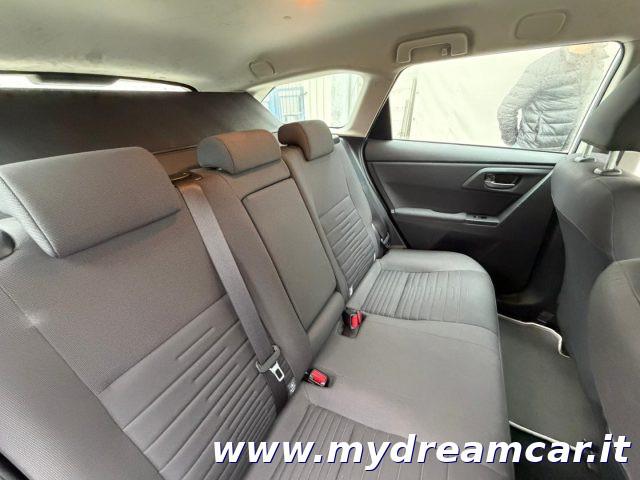 TOYOTA Auris Touring Sports 1.8 Hybrid
