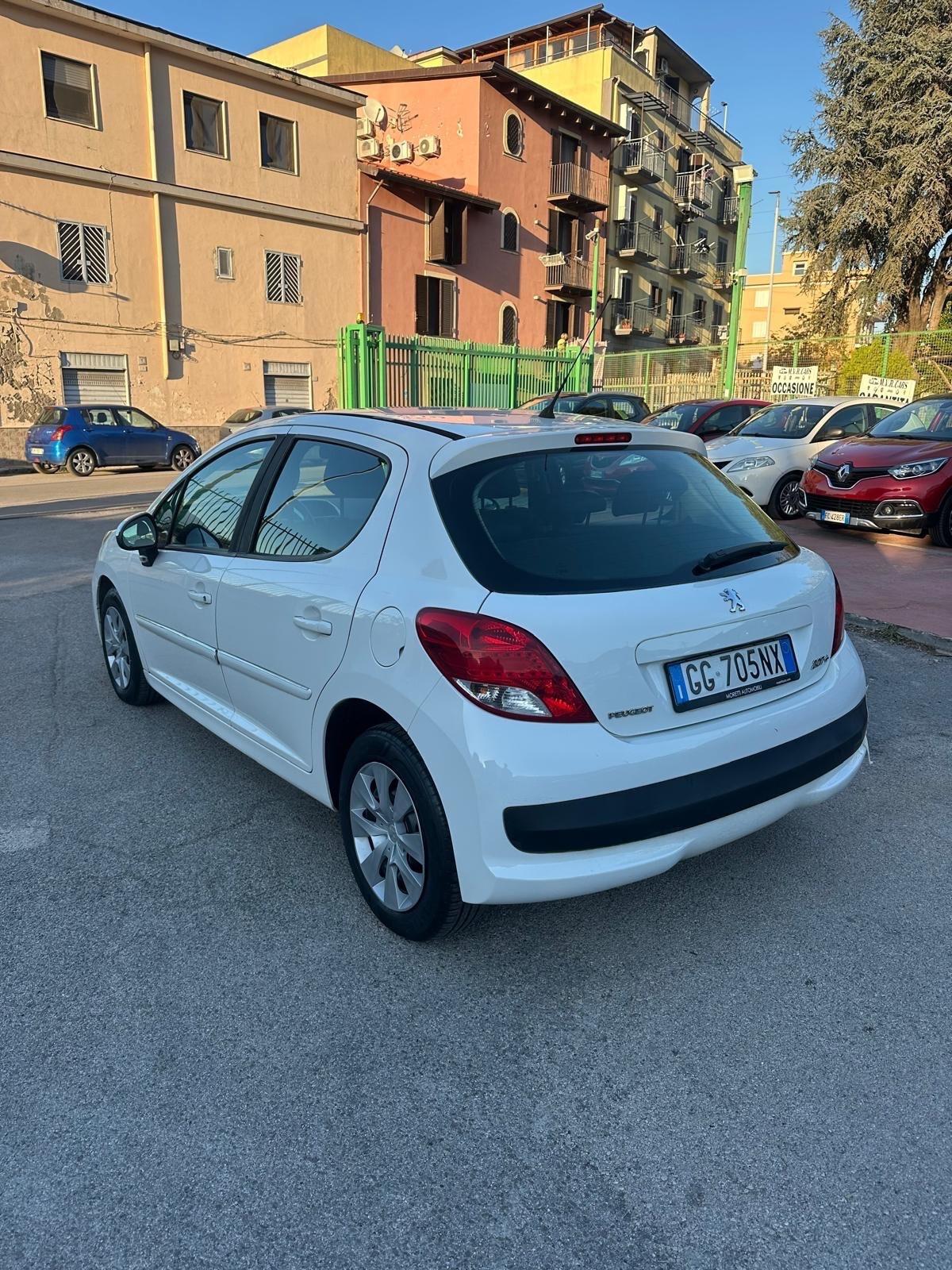 Peugeot 207 Plus 1.4 8V 75CV 5p. ECO GPL