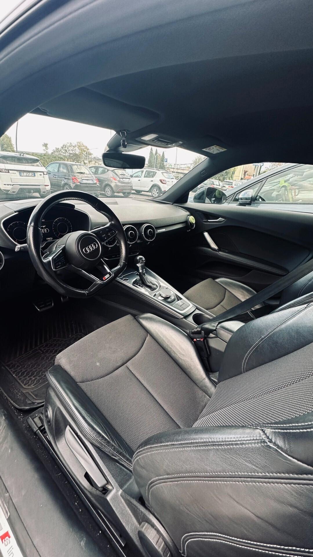 Audi TT Coupé 2.0 TFSI quattro S tronic line