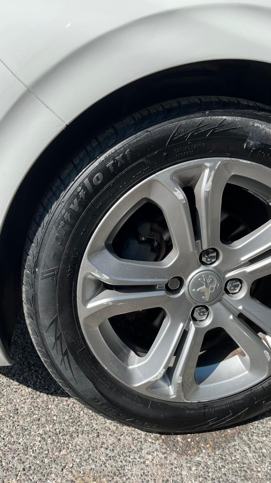 Peugeot 208 1.4 VTi 95 CV 5p. GPL Allure