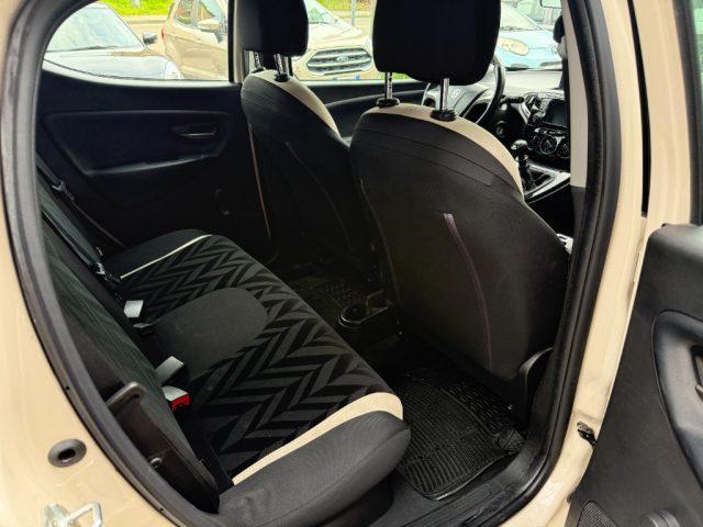 LANCIA Ypsilon 1.2 69 CV 5 porte GPL Ecochic Gold