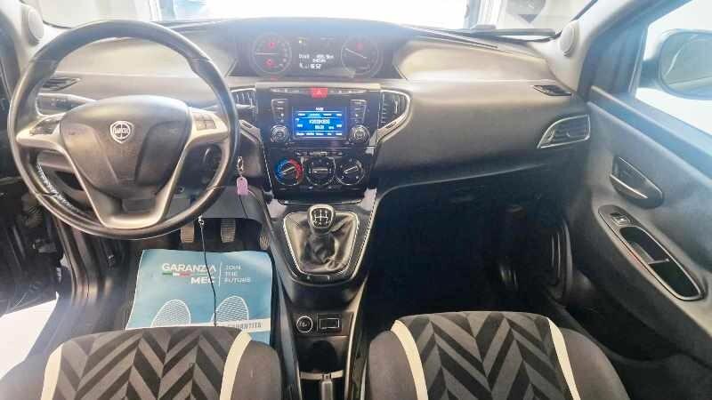 Lancia Ypsilon 1.2 69 CV GPL Ecochic Gold
