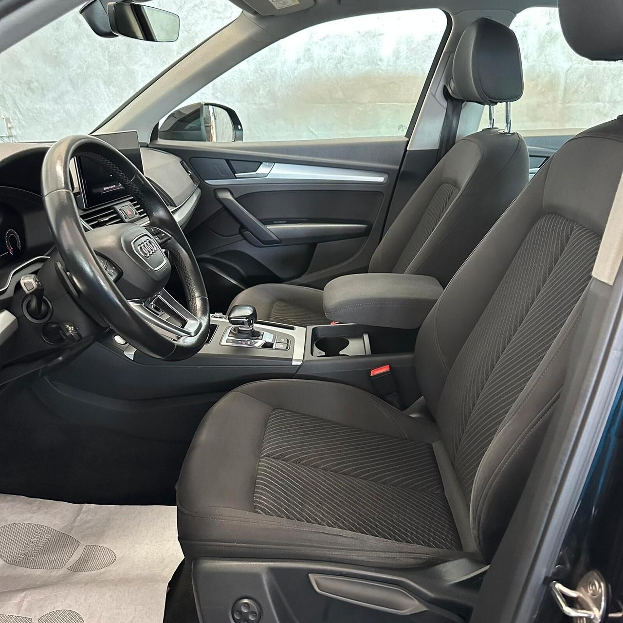 Audi Q5 30 TDI S tronic Business