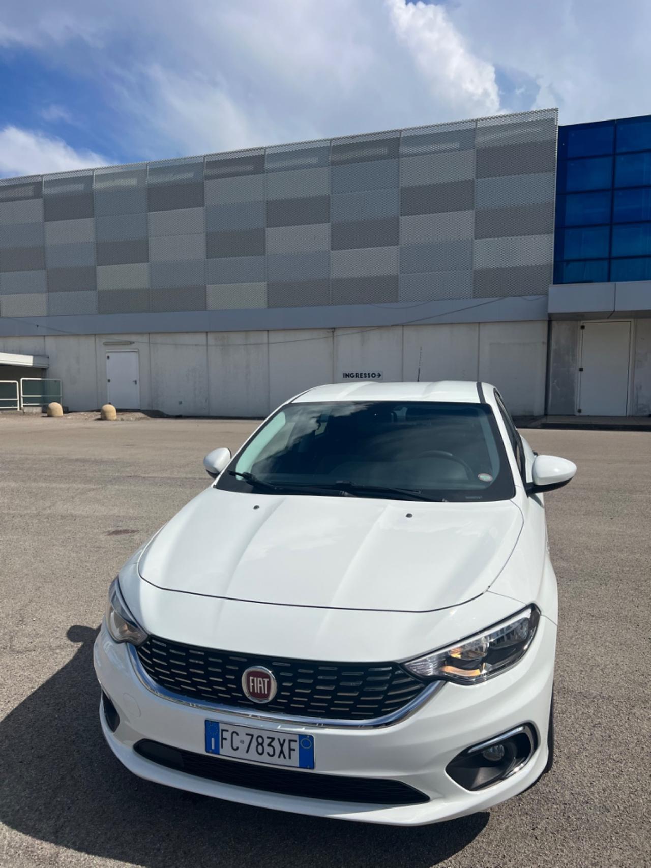 Fiat Tipo 1.6 Mjt S&S 5 porte Lounge