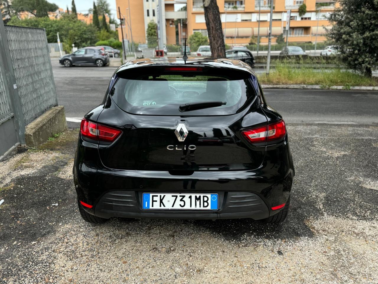 Renault Clio 1.2 75CV 5 porte Zen PERFETTA