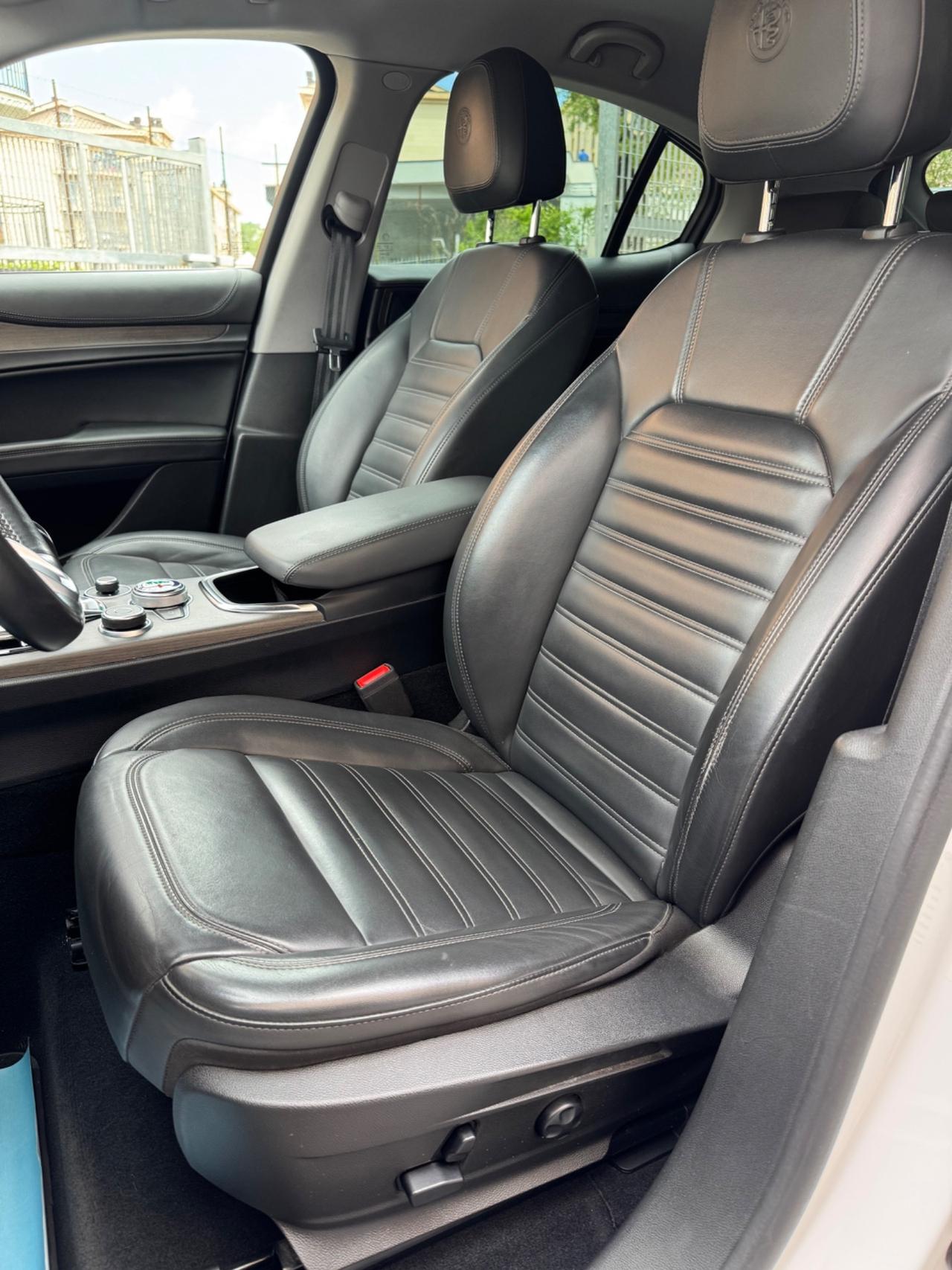 Alfa Romeo Stelvio 2.2 Turbodiesel 210 CV AT8 Q4 Veloce