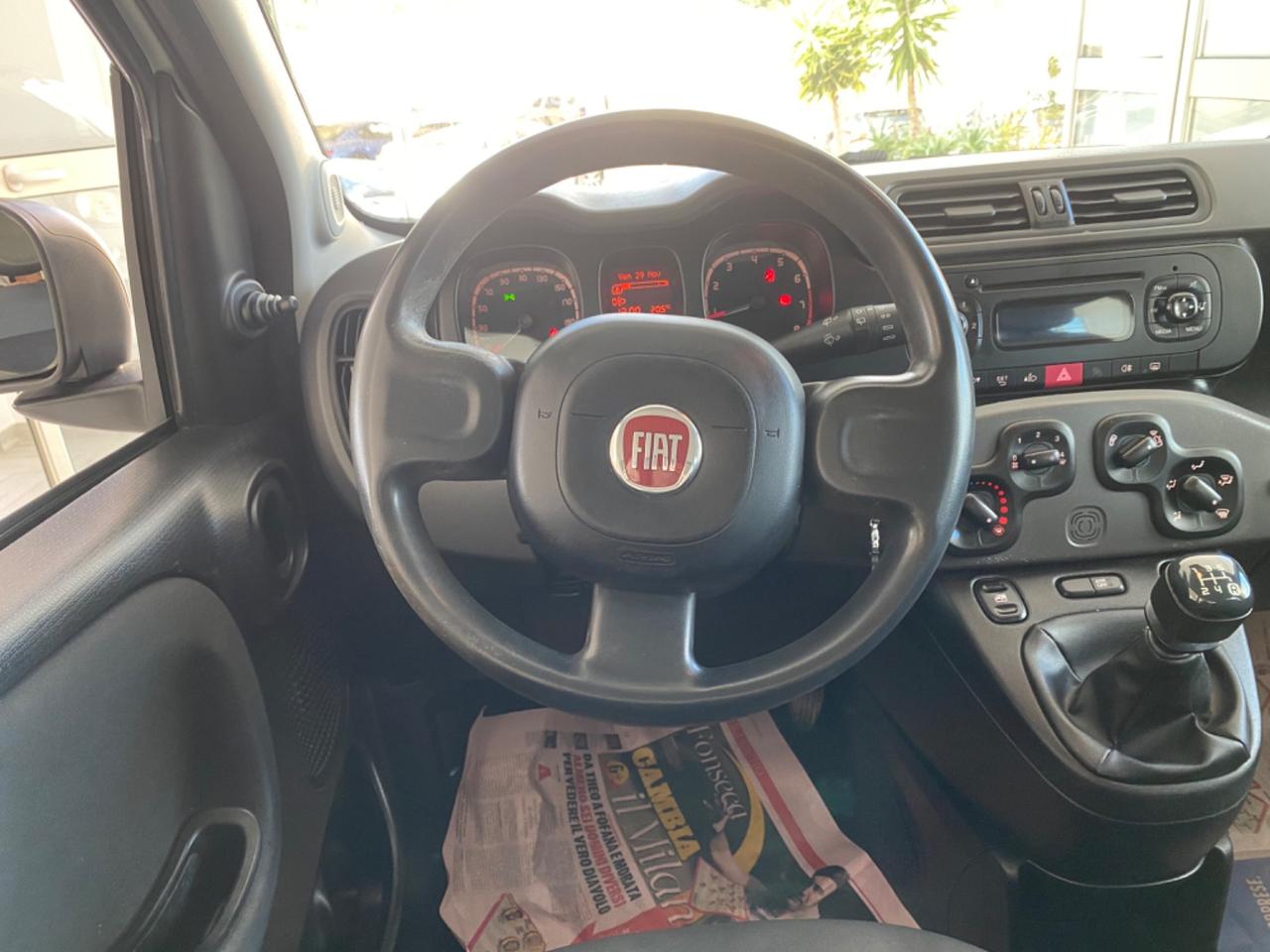 Fiat Panda 1.2 69cv LOUNGE DA VETRINA2017