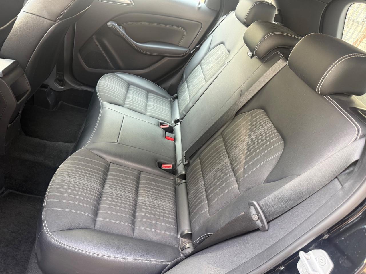 Mercedes-benz B 180 BlueEFFICIENCY Premium