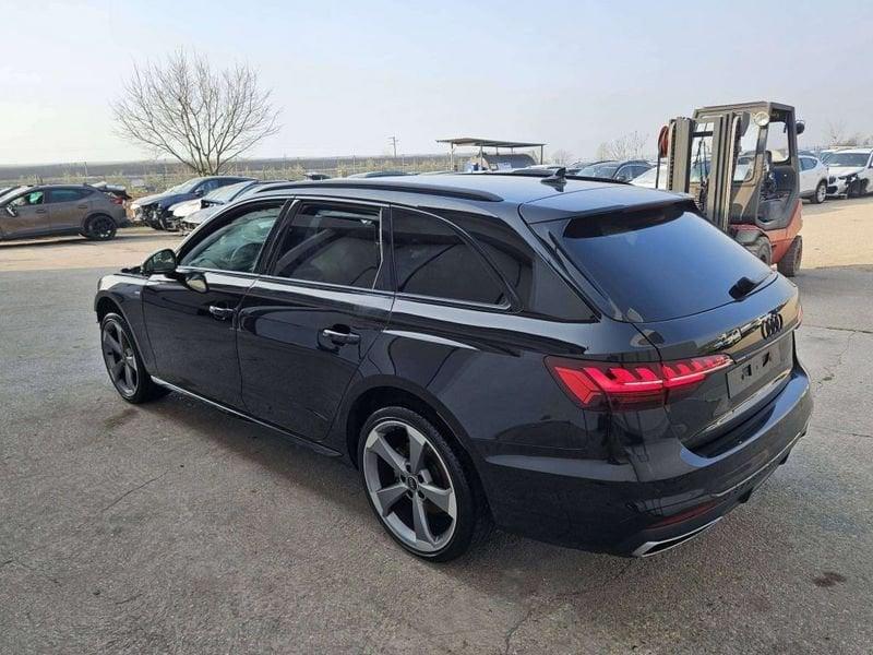 Audi A4 Avant 40 2.0 tfsi mhev S line edition 204cv s-tro
