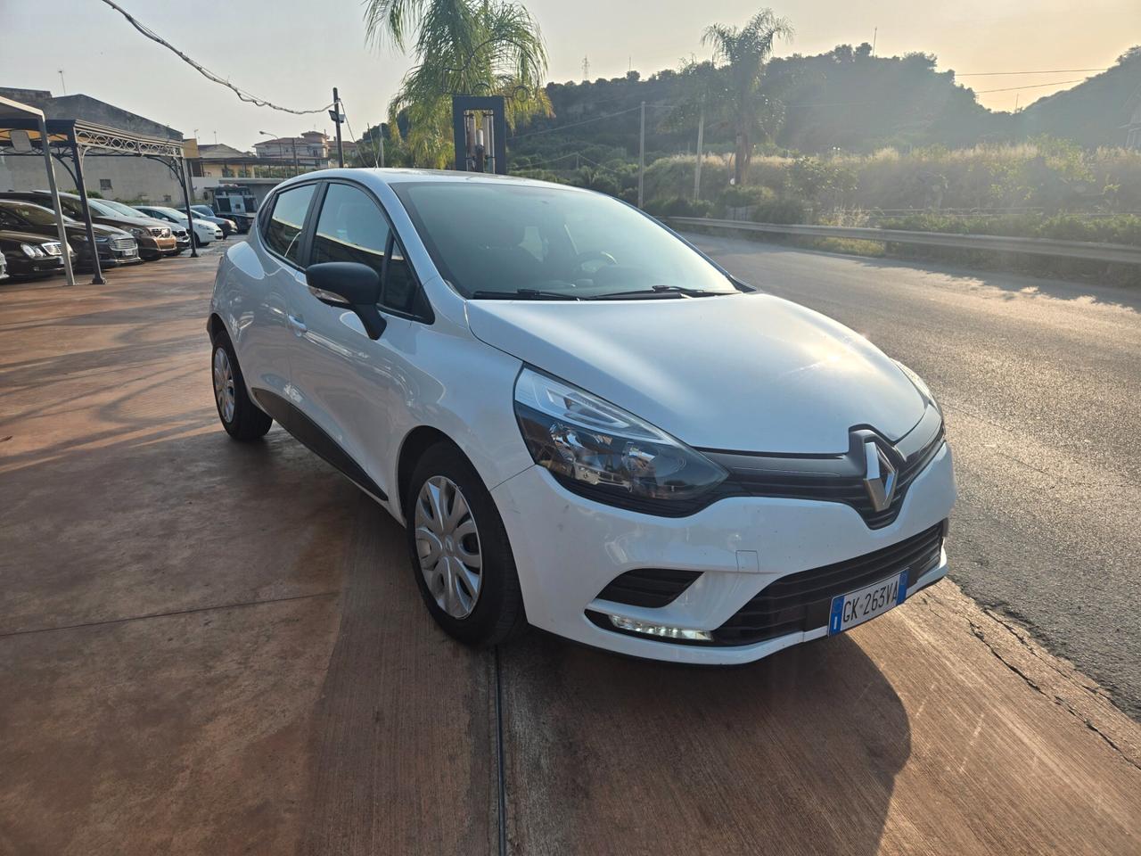 Renault Clio 1.2 75CV 5 porte Intens
